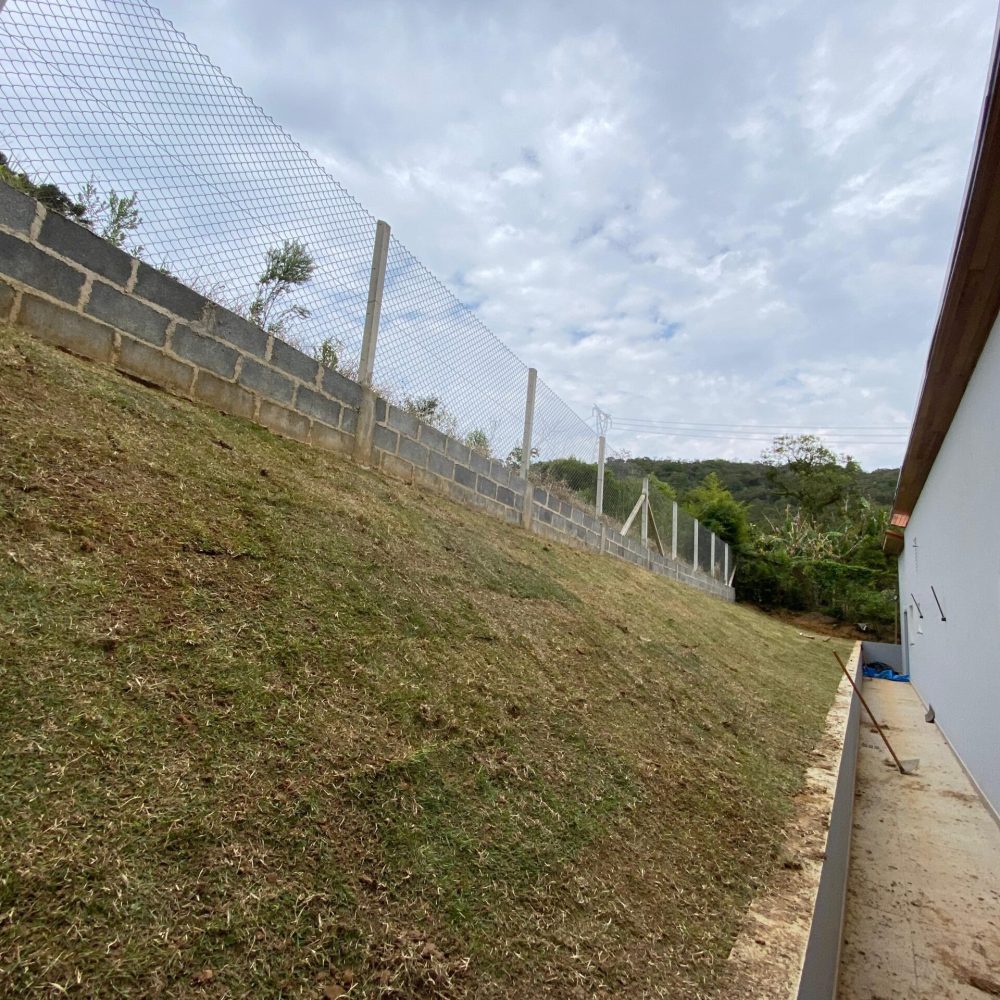 125d4ef9-8799-4b14-b521-7386f3154a02